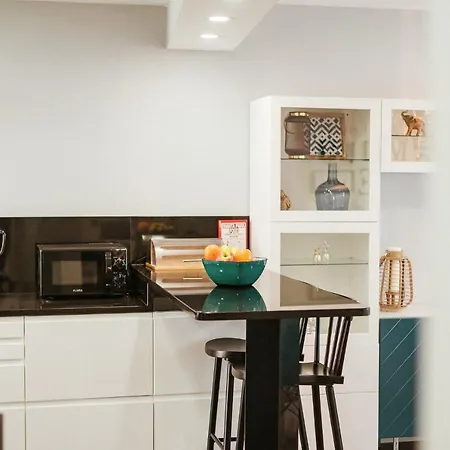 Rym - Madalenas Funchal (Madeira)