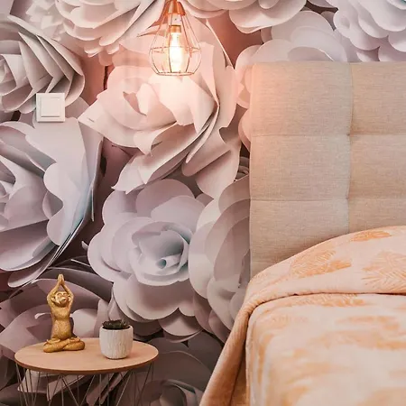 Rym - Madalenas Lägenhet *