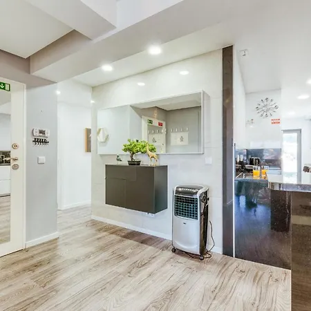 Rym - Madalenas Funchal (Madeira)